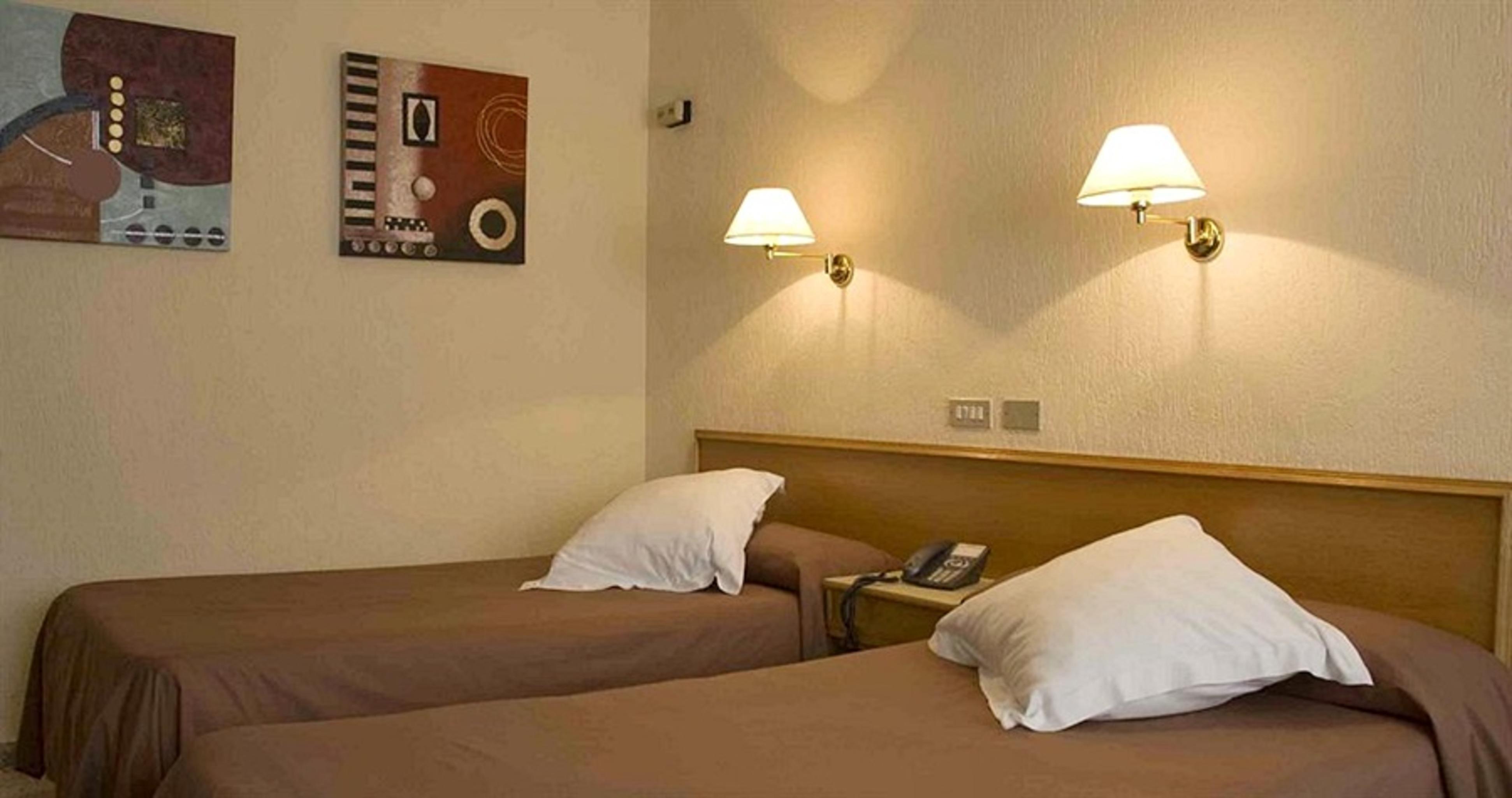 Hotel Leuka Alicante Room photo